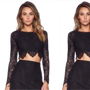 ✨For Love & Lemons Midnight Lace Crop atop✨